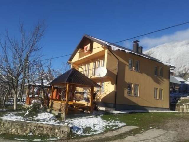 Гостевой дом Dedushi Guest house Vusanje-19
