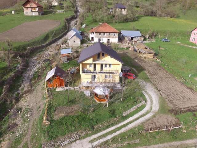 Гостевой дом Dedushi Guest house Vusanje-31